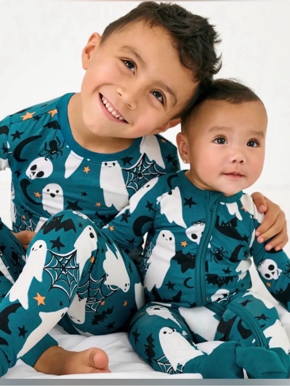 4T glow in the dark Little Sleepies Teal Ghost & Skull Pajama Set